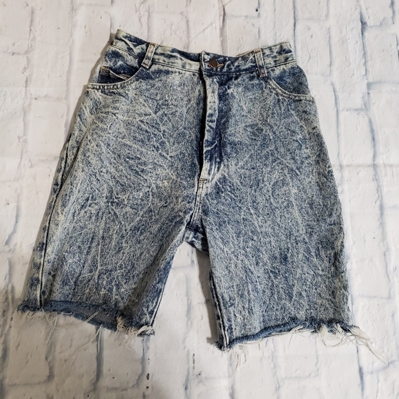 The Great Plains Vintage Acid wash - Picture 1 of 3